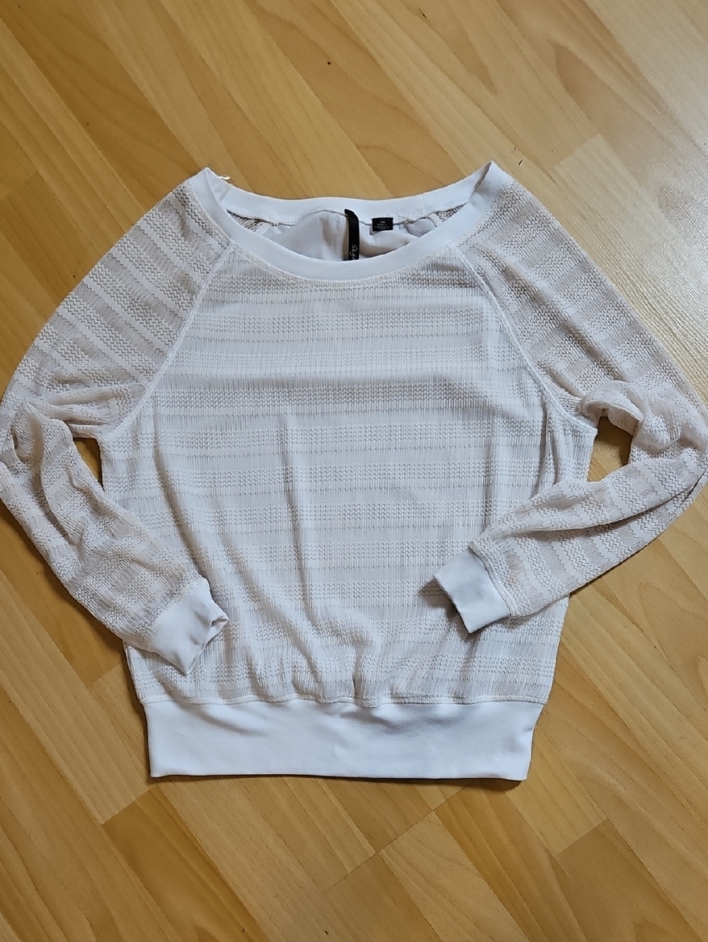 4/$10 Skye's the Limit Crewneck Raglan Sleeve Top